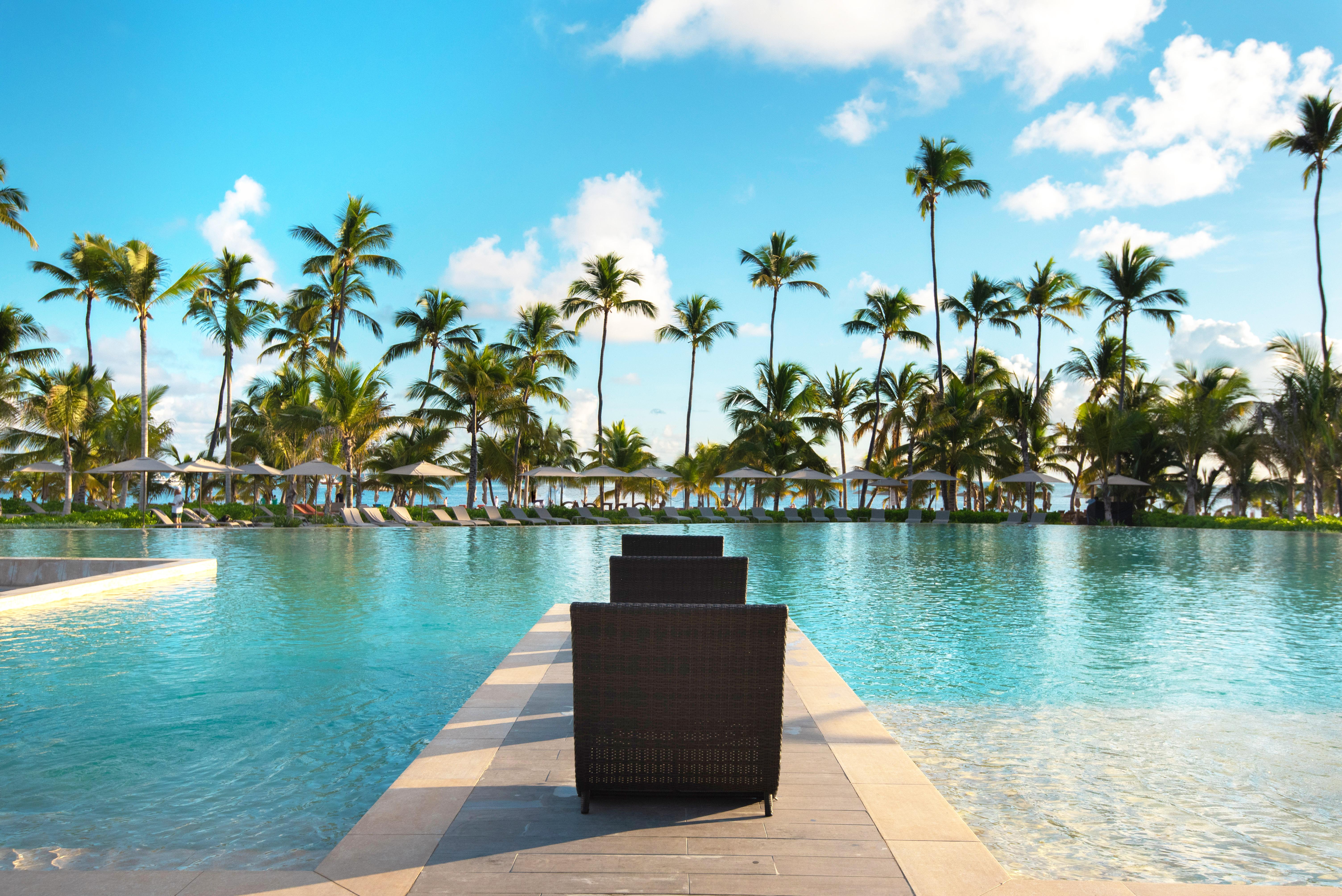 Lopesan Costa Bavaro Resort, Spa & Casino Punta Cana Bagian luar foto The pool at the Hilton Maldives Iru Malli